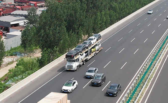 尼玛高速公路汽车救援